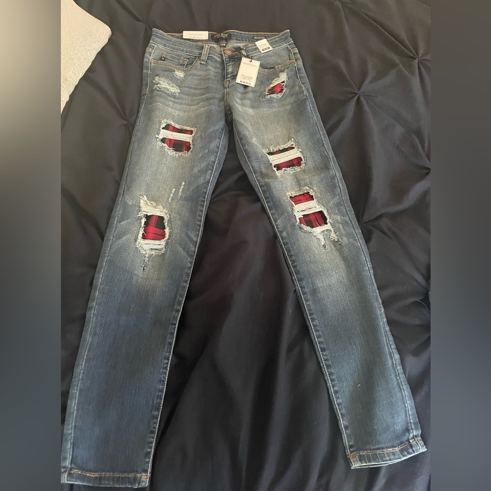 Brand new Judy Blue Plaid Patch mid-rise Skinny jeans